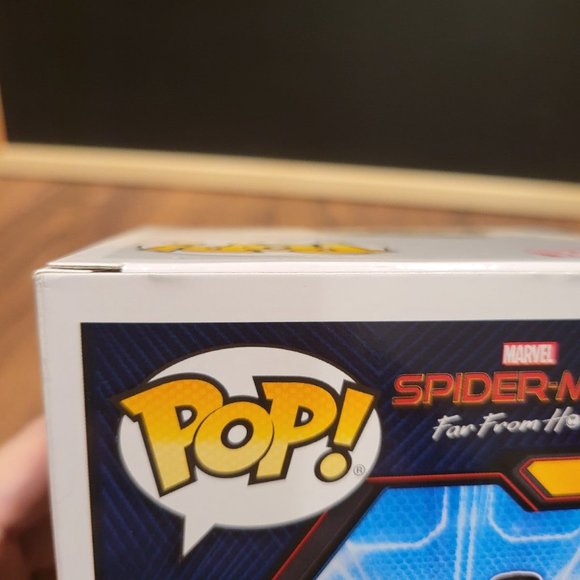 Marvel Spider-Man Far From Home Spider-Man (Stealth Suit, Goggles Up) Excl Pop - Picture 9 of 11